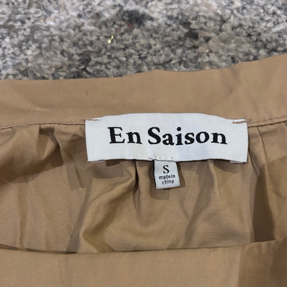 En Saison Light Brown Top - Picture 2 of 2